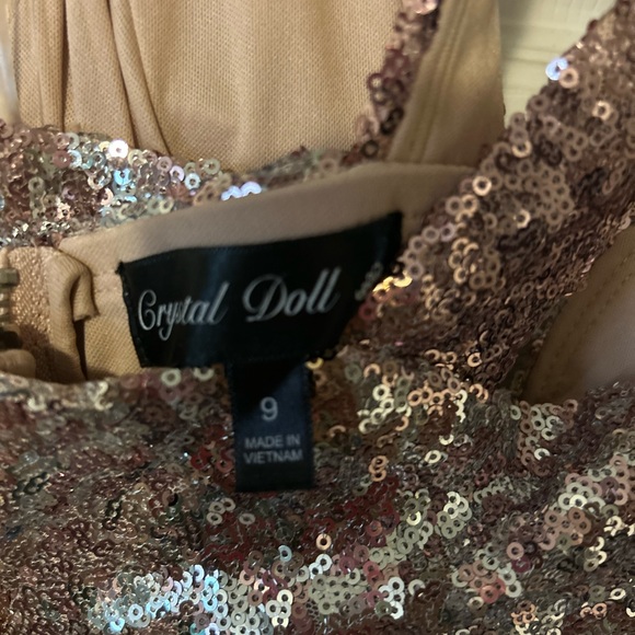 Beautiful sequin formal dress - Picture 2 of 3